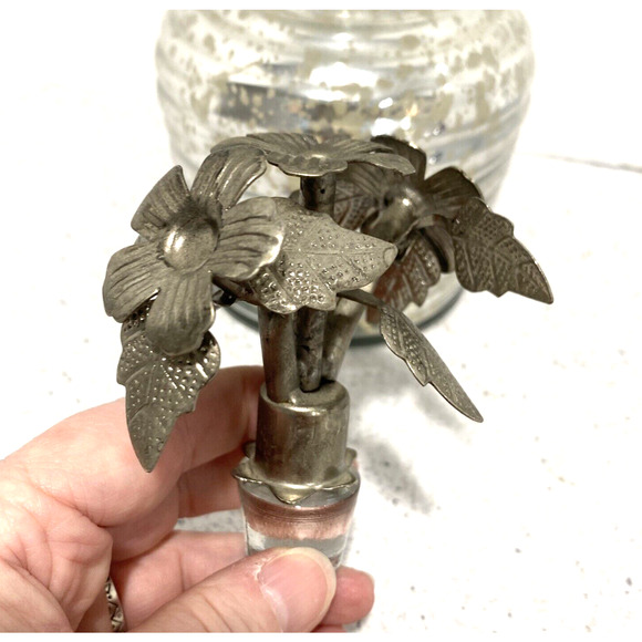 Vintage Mercury Glass Beehive Bottle with Ornate Floral Silvertone Metal Stopper - Picture 9 of 10